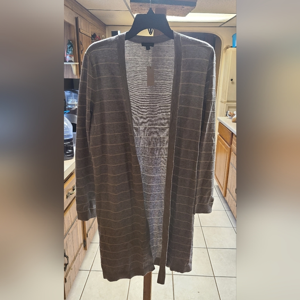 Gray An White Stripped Sweater.42-23